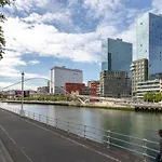 Volantin I By Aston Apartment